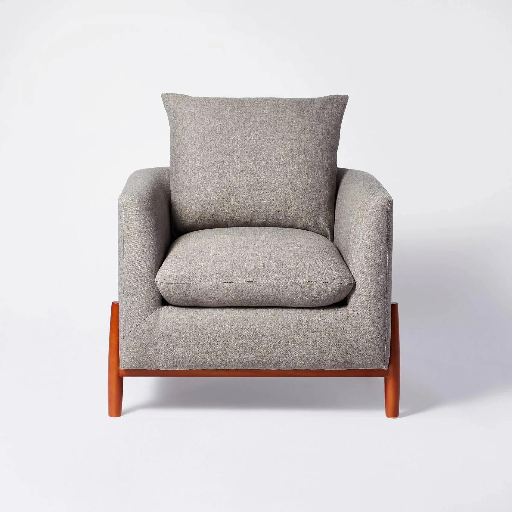 ТКАНЕВОЕ кресло с дополнительным уютом и толстыми подушками