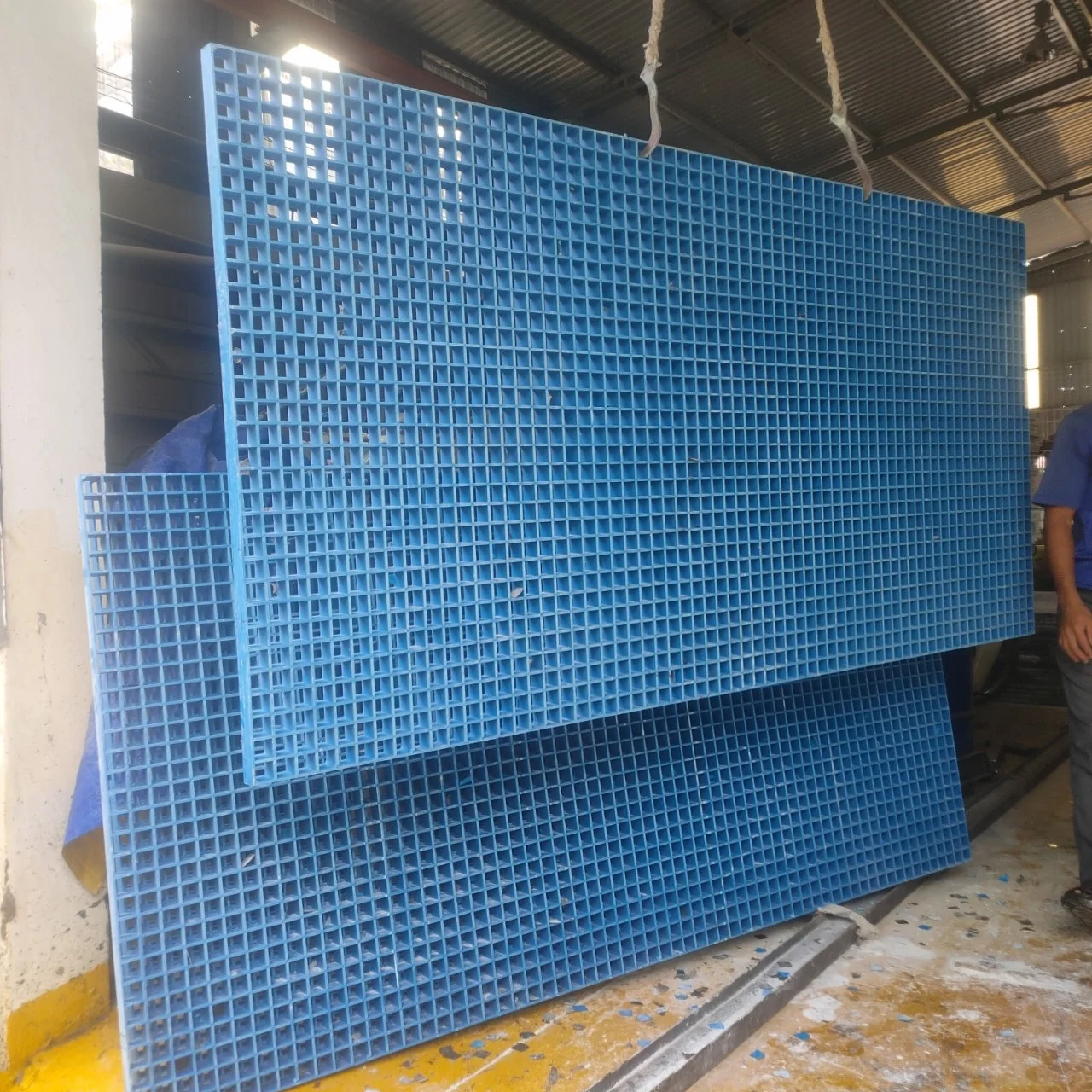Acid Resistant Non-conductive Anti-slip Flame Retardant Composite Grating FRP Blue