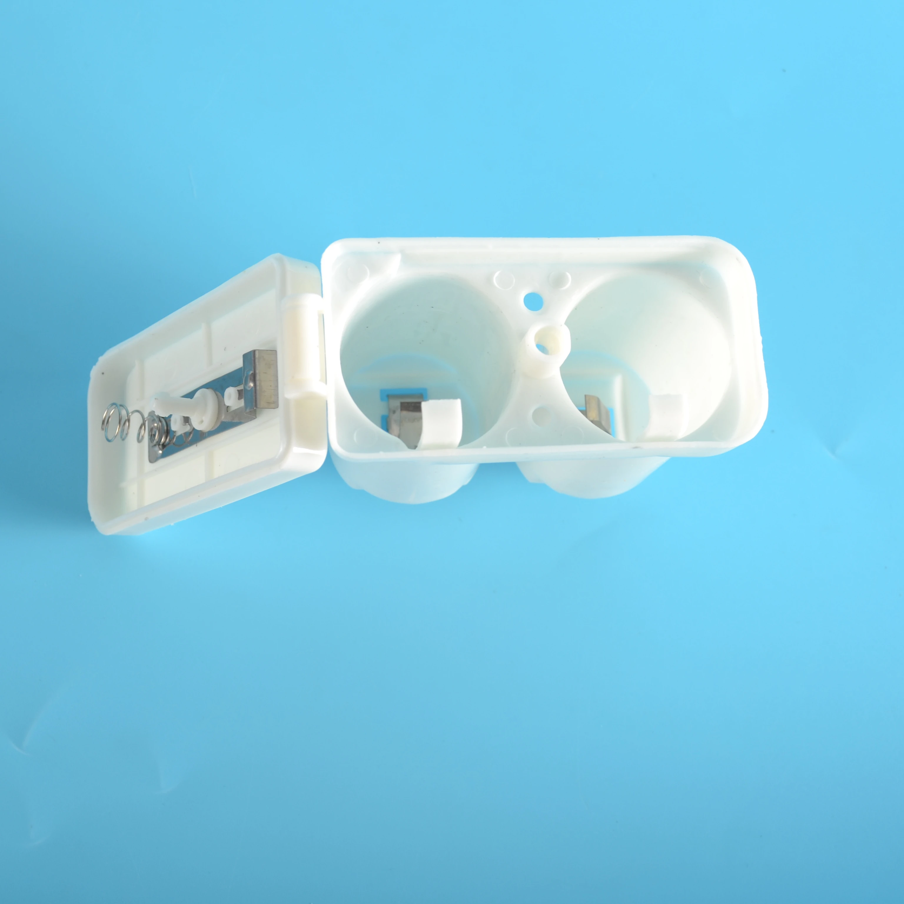 Sunchonglic, корпус аккумулятора для газового водонагревателя белого цвета.