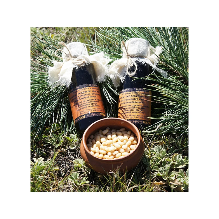 Live cedar oil, squeezed by hand on an oak press from a carefully processed high-mountain cedar nut kernel, cedar wood oil