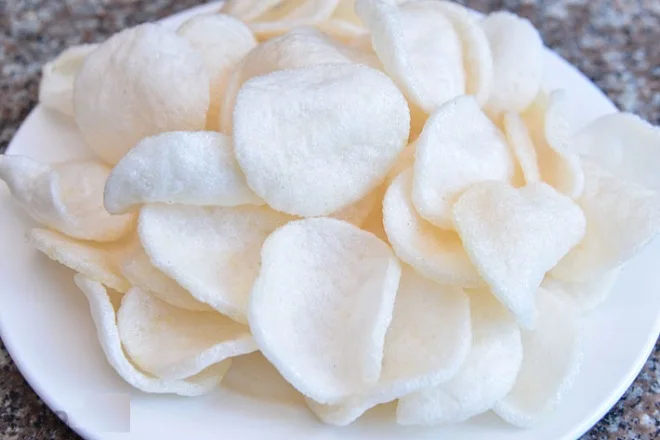 SALTY TASTE AND CRISPY TEXTURE DRIED PRAWN CRACKERS/ SHRIMP CHIPS / MS LAURA  (+84 896611913)