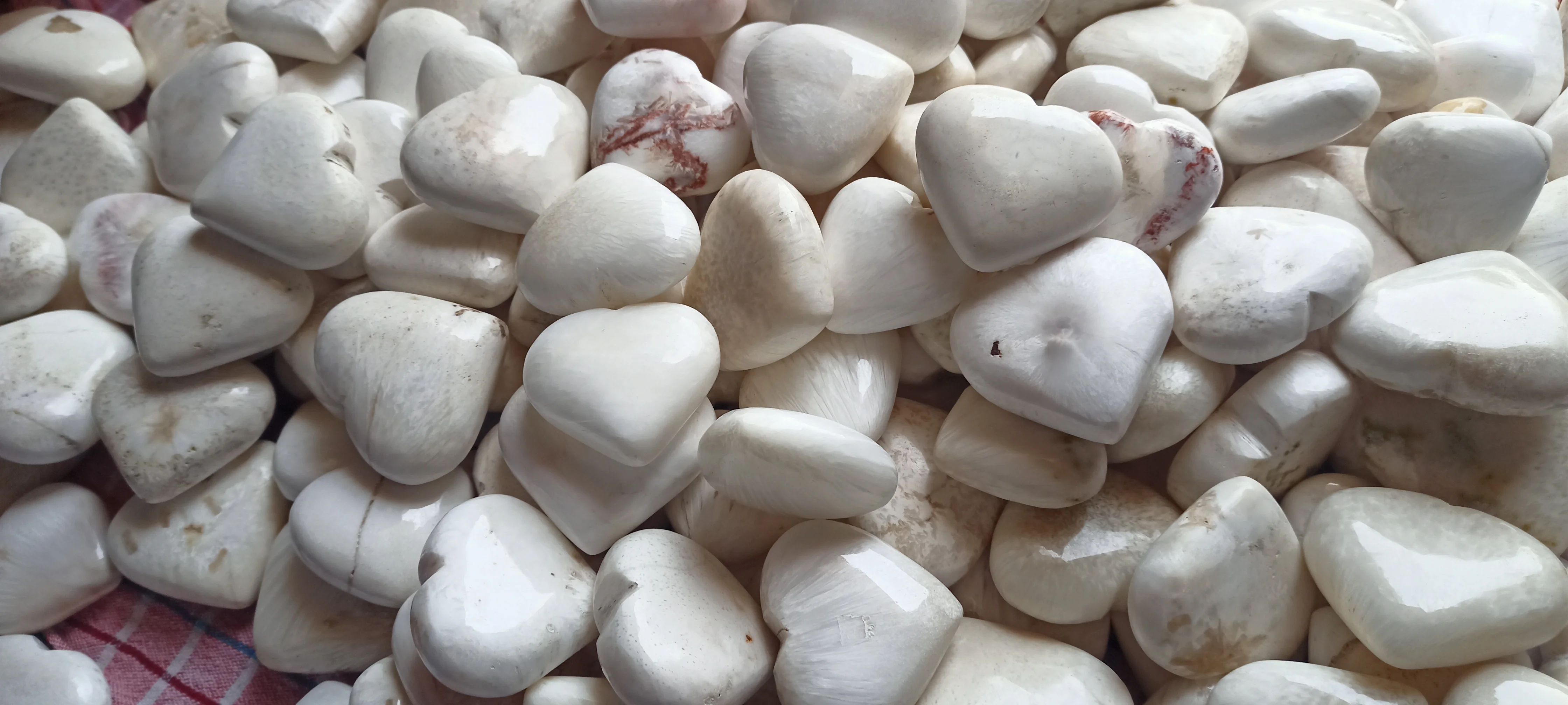 Природный высококачественный сколецит в форме сердца розовый великолепный редкий камень для заживления энергии Кристальные продукты с положительной энергией