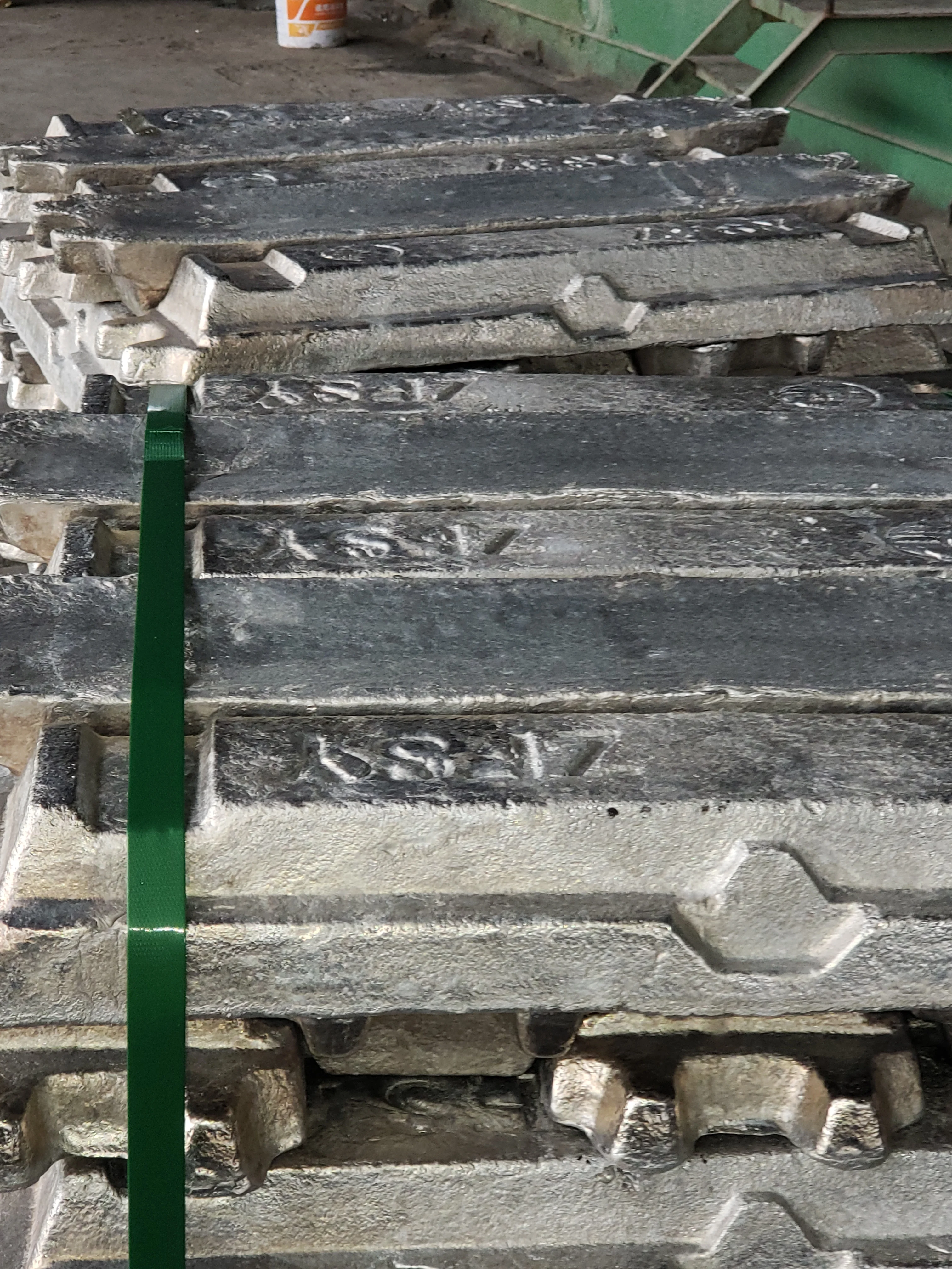 Aluminum Ingot 99.7% 99.8% A7 A8 Good Quality Low Price For Sale