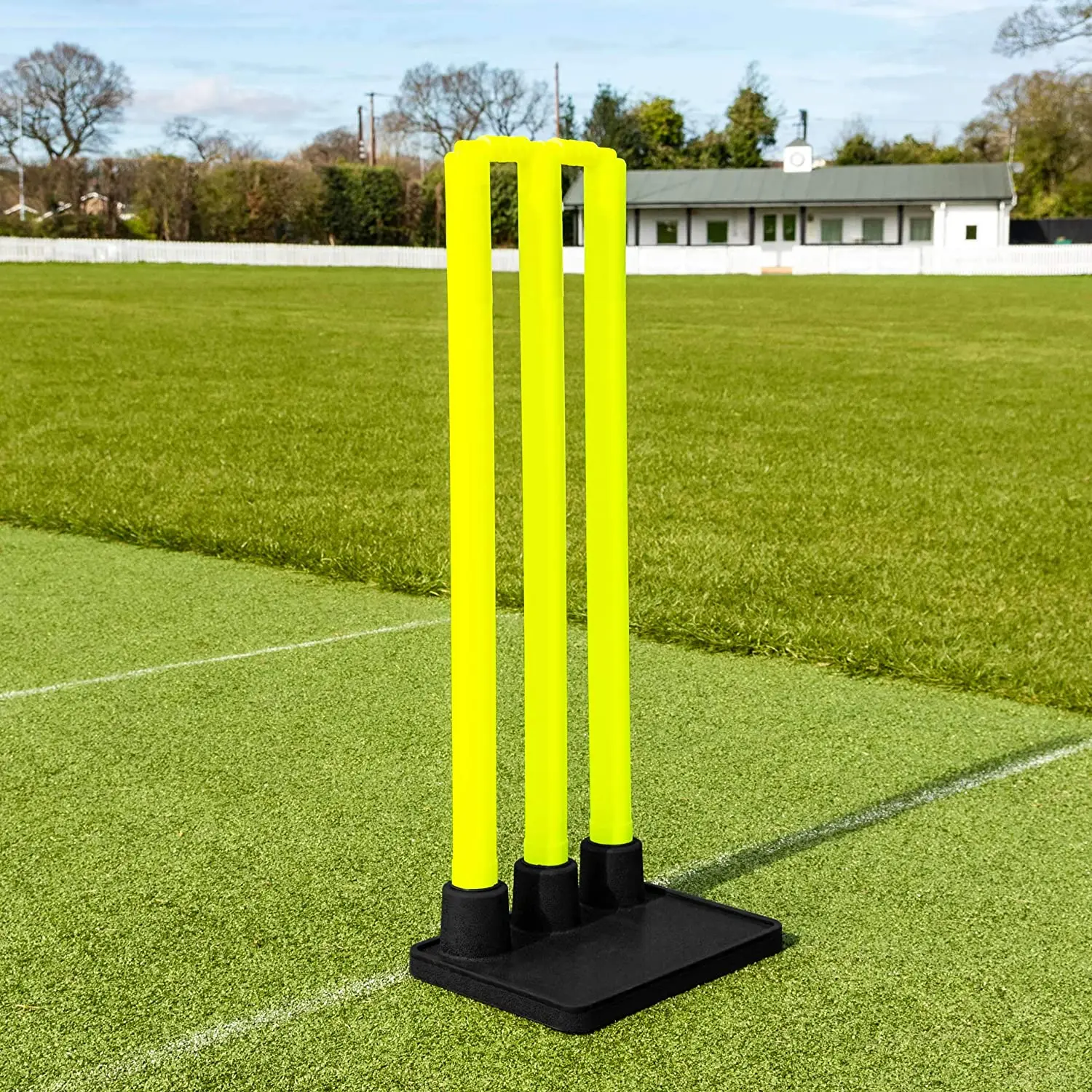 Cricket Stumps   Rubber Base Cricket Wickets  Junior & Senior Stumps Springback Plastic Cricket Stumps