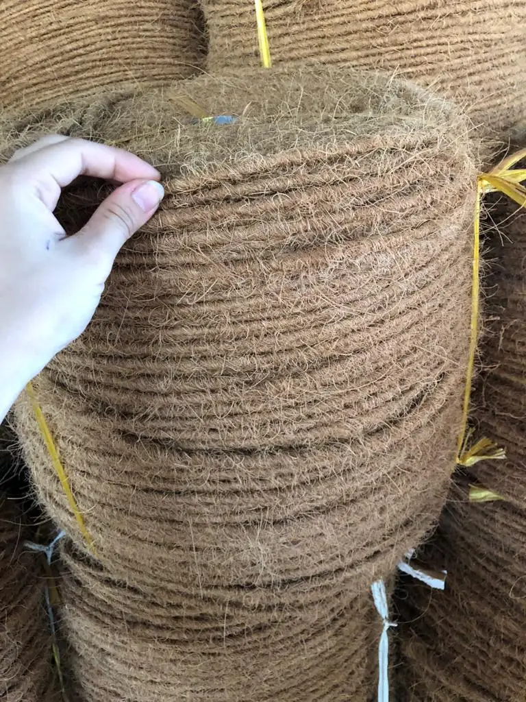 Коричневый кокосовый шпагат/канаты из кокосового волокна для экспорта/витая конопляная веревка сизального Ананасовое банановое волокно