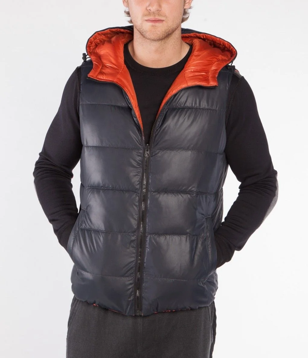 OEM Service Stylish Jacket Puffer Quilted Sleeveless Unisex Shiny Padded Bubble Hooded Jacket Winter Warm