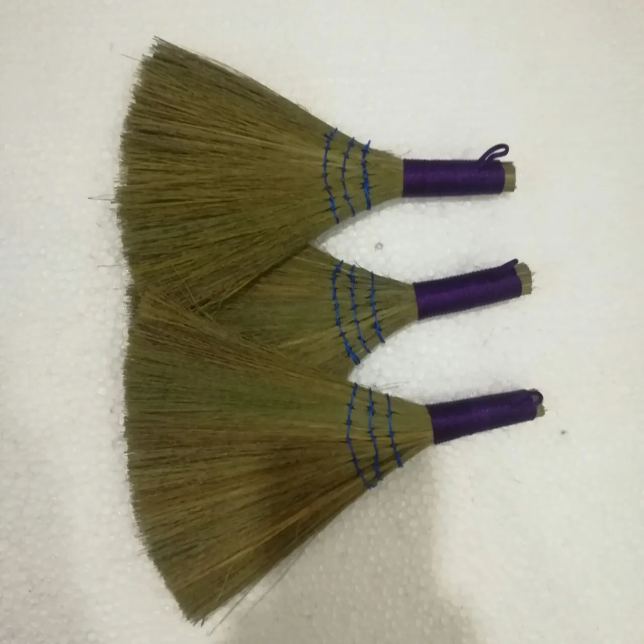  Eco-friendly cheapest price grass broom wholesale from