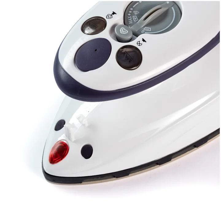  Wholesale Portable Travel Electric Mini Steam Iron with Dual Voltage for Needlework