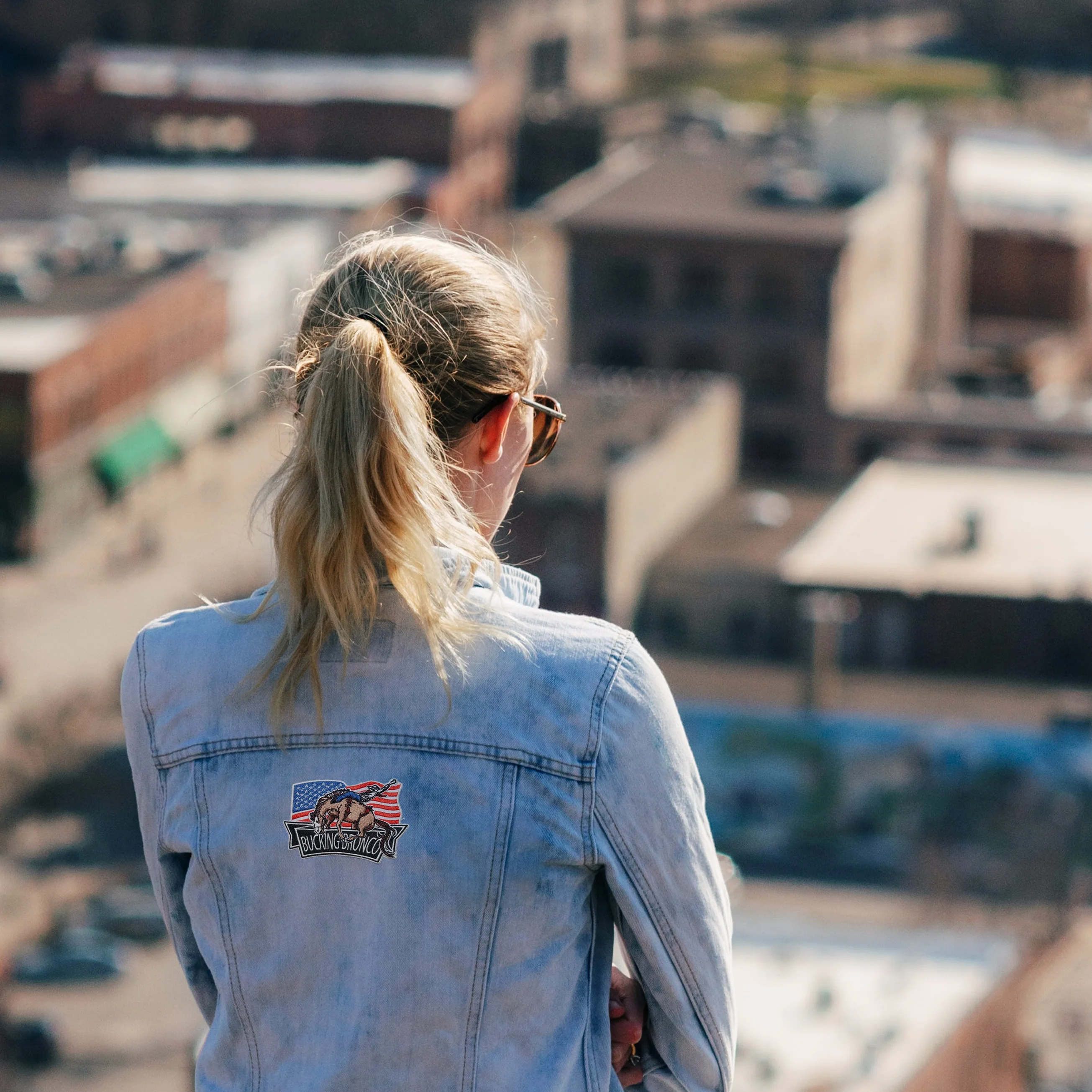 Вышивка в американском западном ковбойском стиле