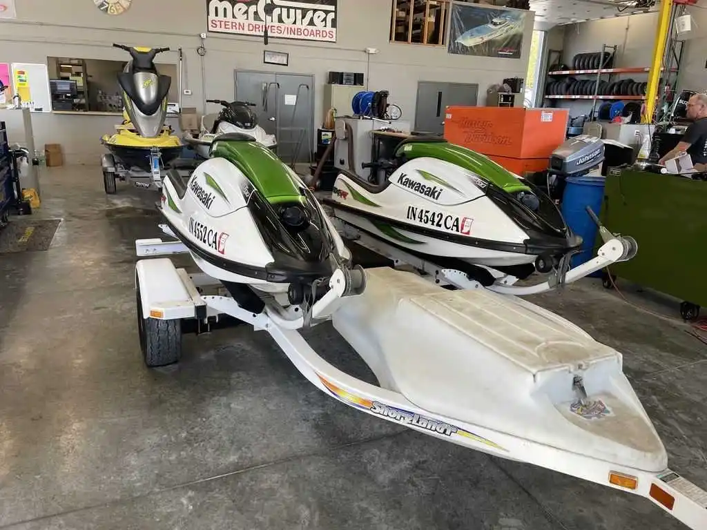 2004 Kawasaki Jet Ski 800 SX-R других открытых лодка