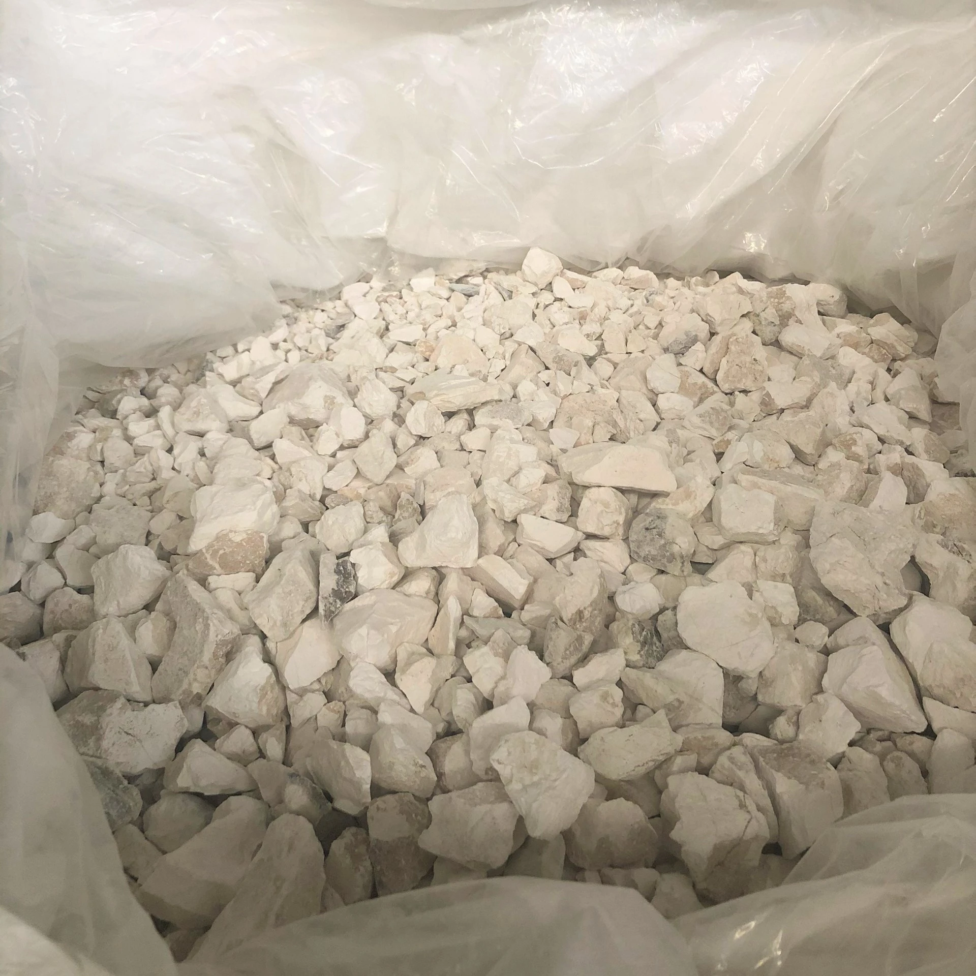 Best Price 2021 Vietnam High Quality Calcium Oxide 90% Min // Burnt Lime // Quicklime 90% Min