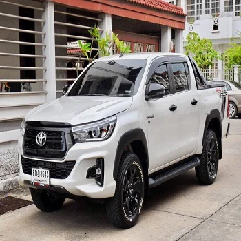 Подержанные автомобили Toyota Hilux на продажу