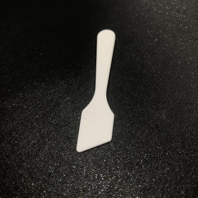 
spatula small cosmetic 