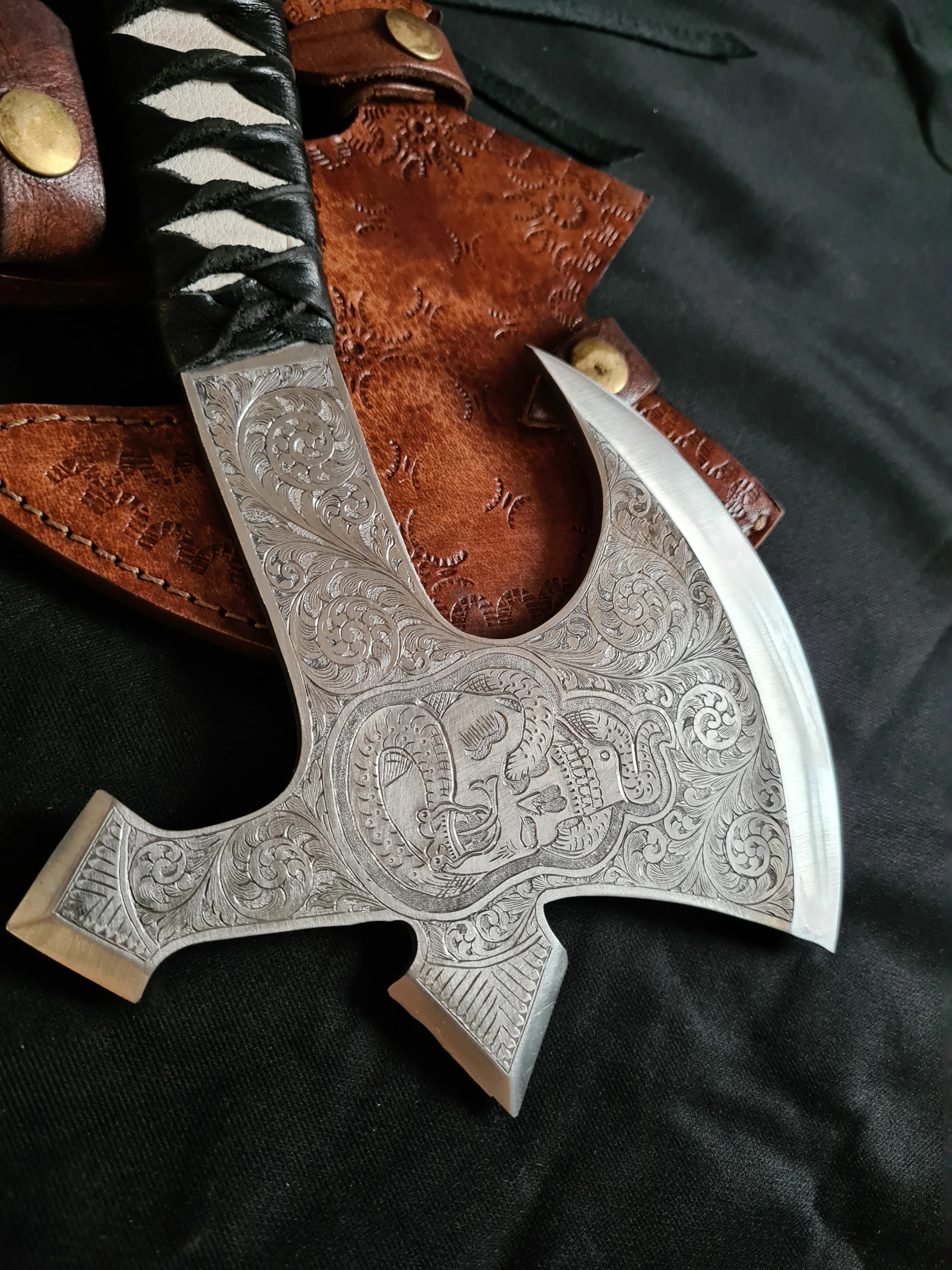 
D2 steel Engraved Axe 