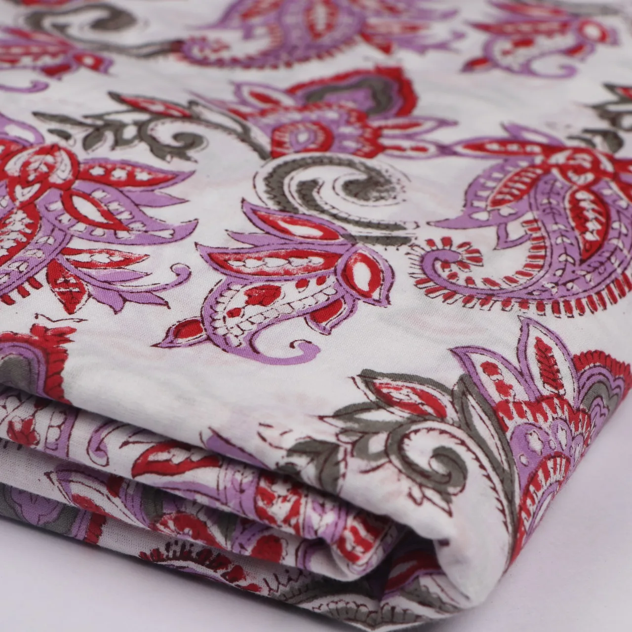 Indian Jaipur Printed Cotton Running Floral Natural Dyes Hand Screen Print Printed Fabrics
