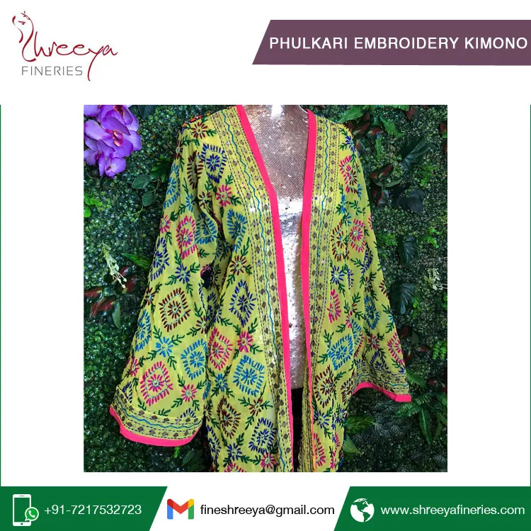 Женское кимоно с вышивкой ручной работы