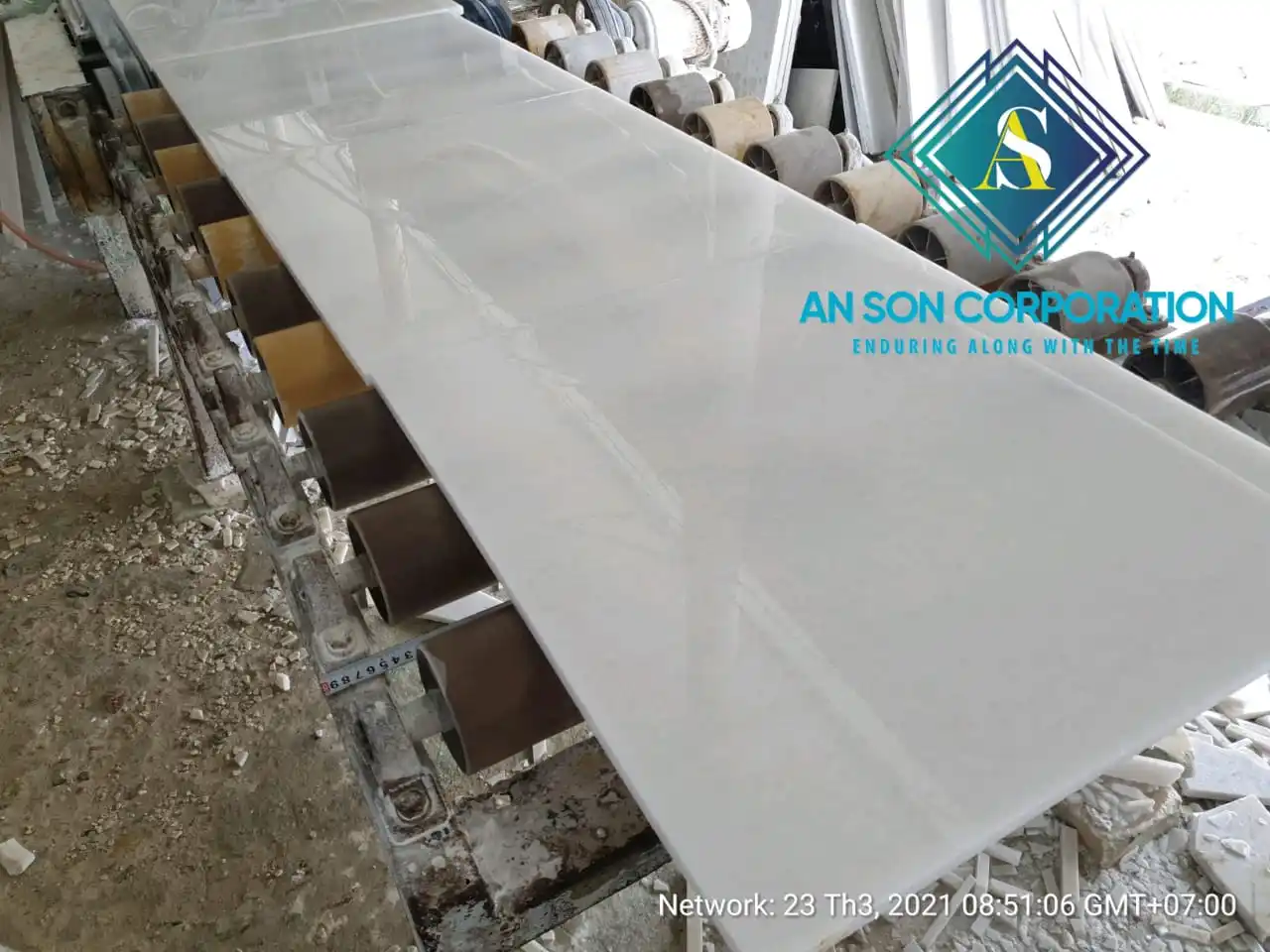 Дешевая белая мраморная плитка 60x60 см вьетнамские натуральные камни мраморный оникс мраморные форированные настенные плиты Прямая поставка с завода