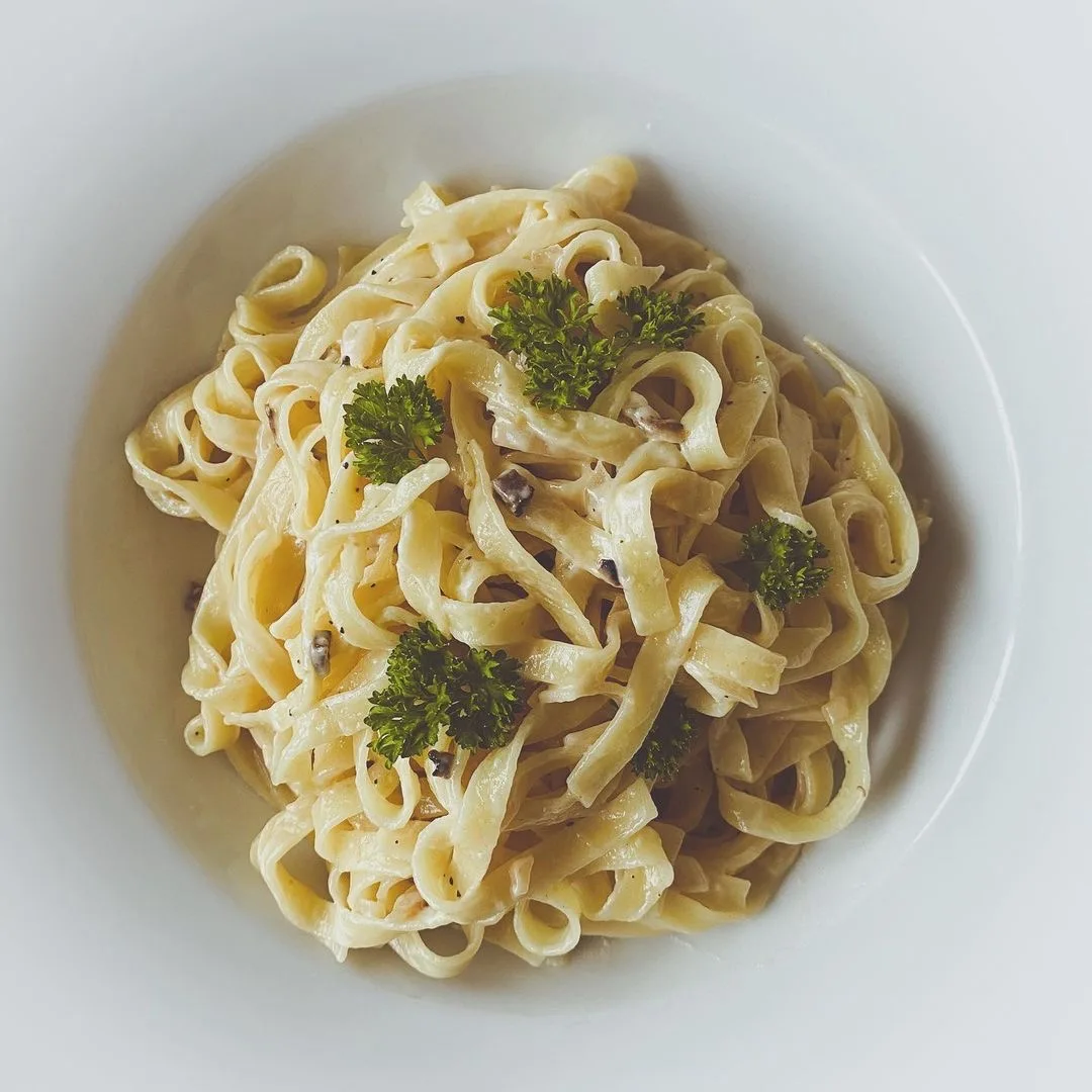 Специальная горячая цена феттуccine с трюфельными грибами Высококачественная Вегетарианская мгновенная паста готовая к употреблению «пронти Виа» 300 г