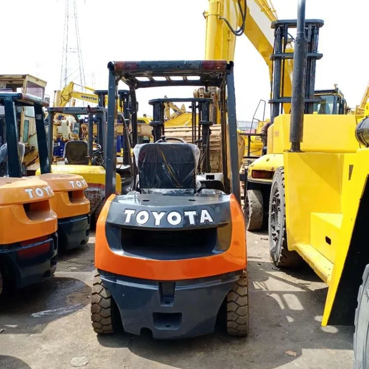  Подержанный вилочный погрузчик Toyota 3 тонны низкая цена хорошее качество в