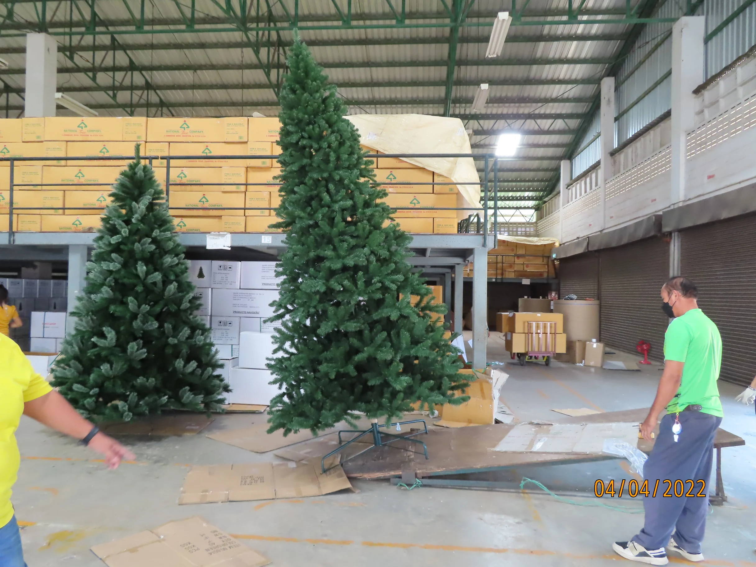 Christmas Tree  inspection by Vietnam 3rd party inspection in Vietnam Thailand Cambodia Malaysia Indonesia