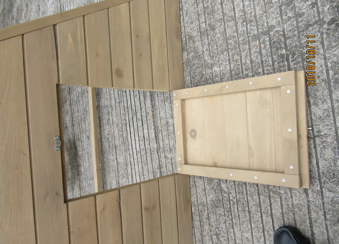 Hot sale mobile tractor Ventilation Door Removable Tray Ramp Deluxe pet cages hen Commercial Backyard wooden chicken house coop