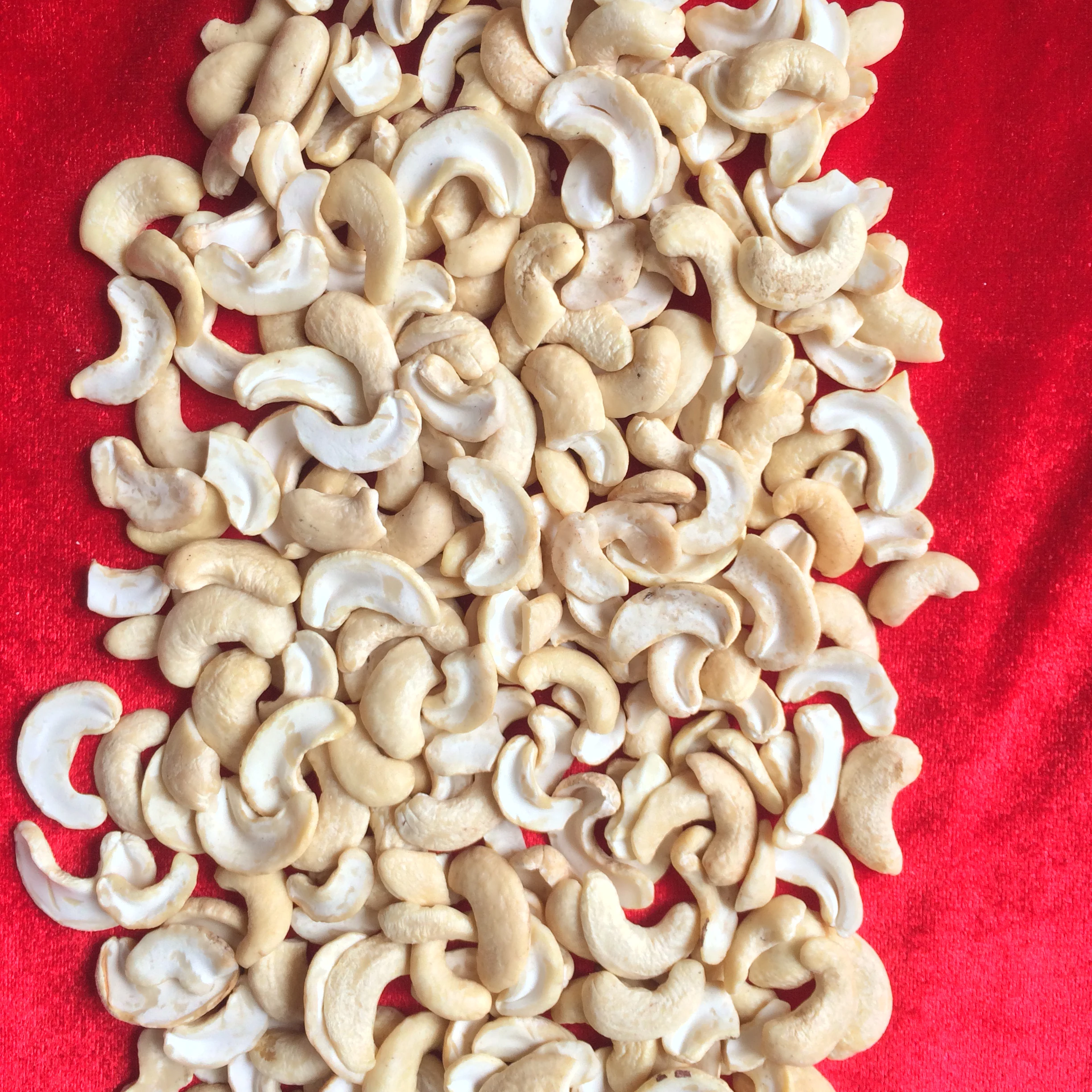 
Cashew Nuts for wholesale (WS) from Vietnam with best Quality and Services / Quick Response 