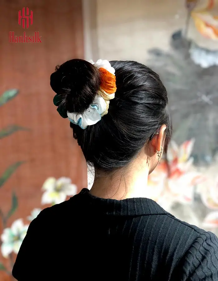 
Hot Trend Color Mixed Luxury Scrunchies Wholesale Custom Hair Ties 