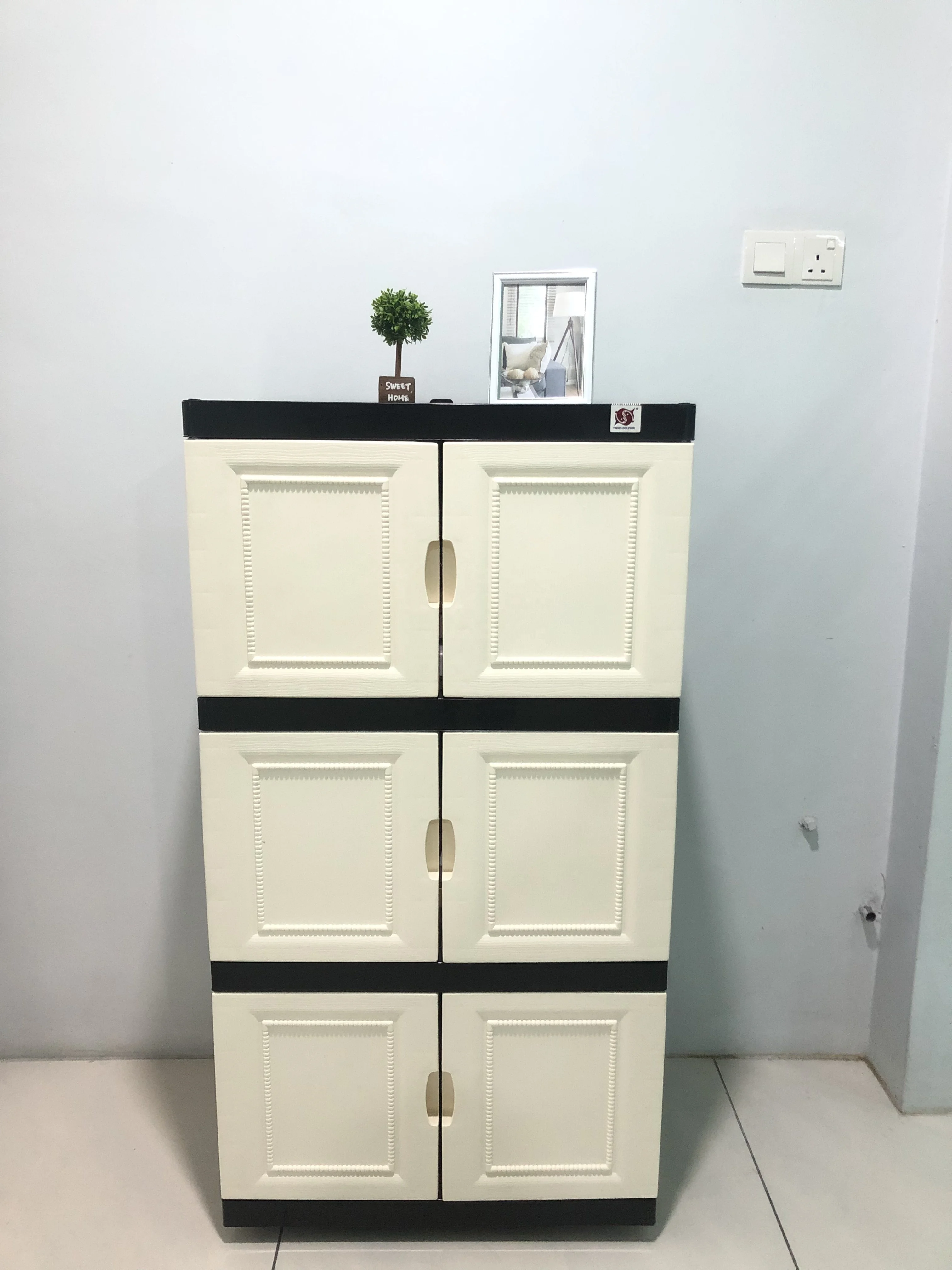 2023 Best Selling Wholesale 3 Tier Plastic Storage Cabinet Modern Design with Door Best for Home and Office Self Installation