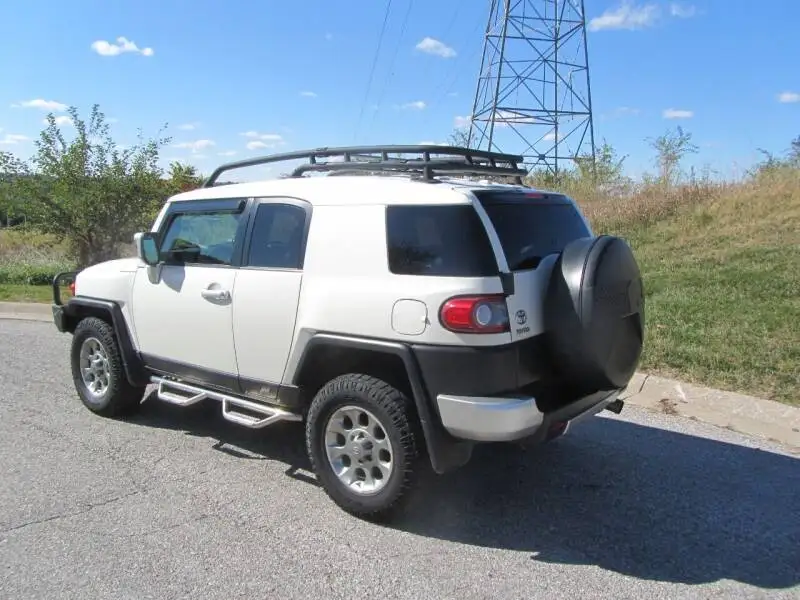 2012 Toyota FJ Cruiser 4x4 4dr SUV 5A