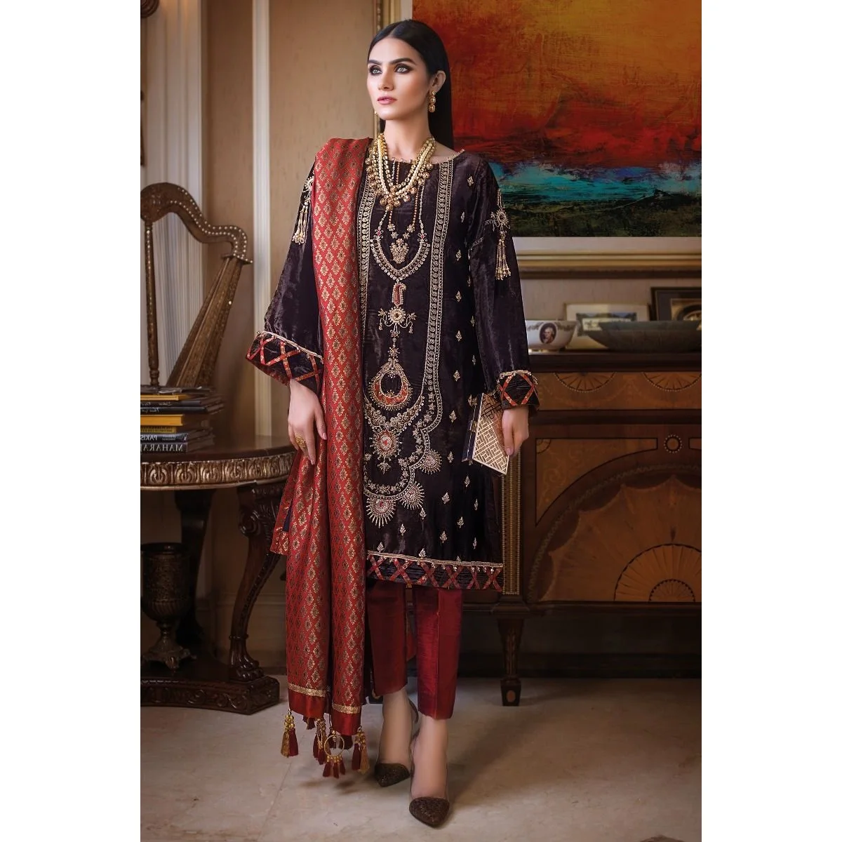 Winter velvet velour purple color party wear beautiful Pakistani Indian beautiful salwar kameez shalwar kurti long frock dress