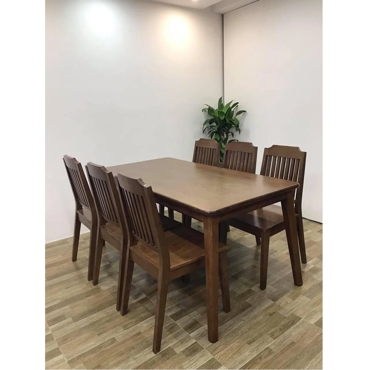 High Quality Carton Packing Dining Room Application Wooden Material Dinner Table Set Export From Vietnam