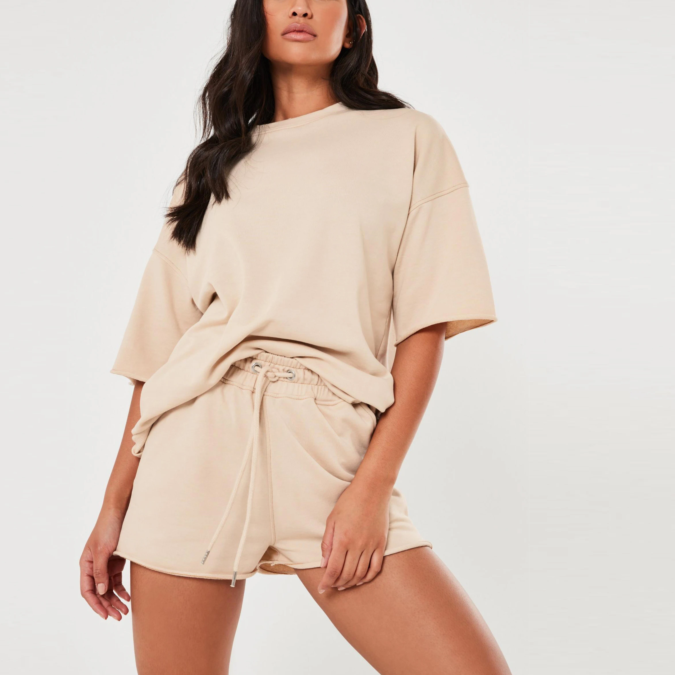  2021 оптовая продажа женская повседневная одежда от производителя летний женский короткий комплект футболка оверсайз шорты для бега крутые и прохладные комплекты