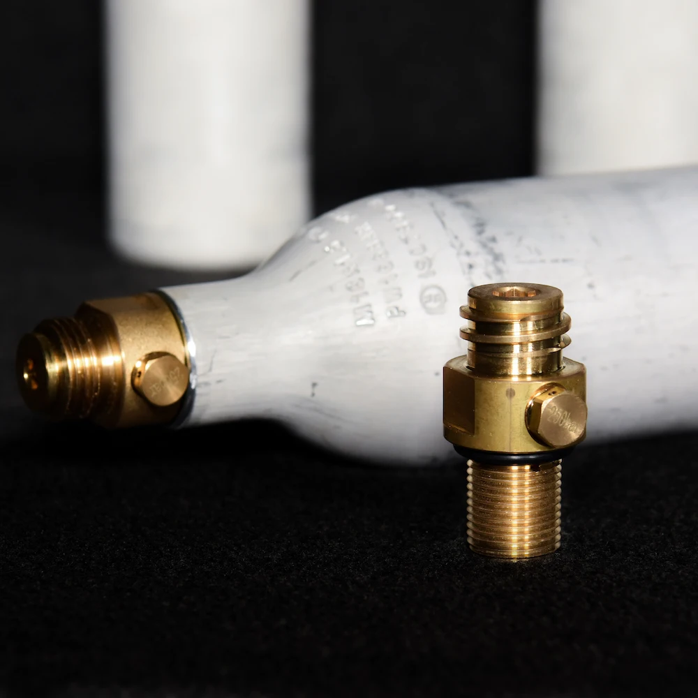 0.6L manufacture aluminum alloy food grade 425g CO2 gas cylinder with valve