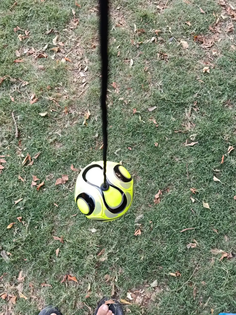 Training Soccer Ball Skill Soccer Ball Foot Control Kicking Practice Adjustable Cord Outdoor Soccer Equipment