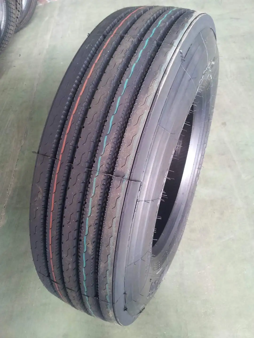 Thailand all sizes royal mega/drc brand semi truck tires 11R22.5 295/75R22.5 315/80R22.5 295/80R22.5 12R22.5 11R24.5 275/80R22.5