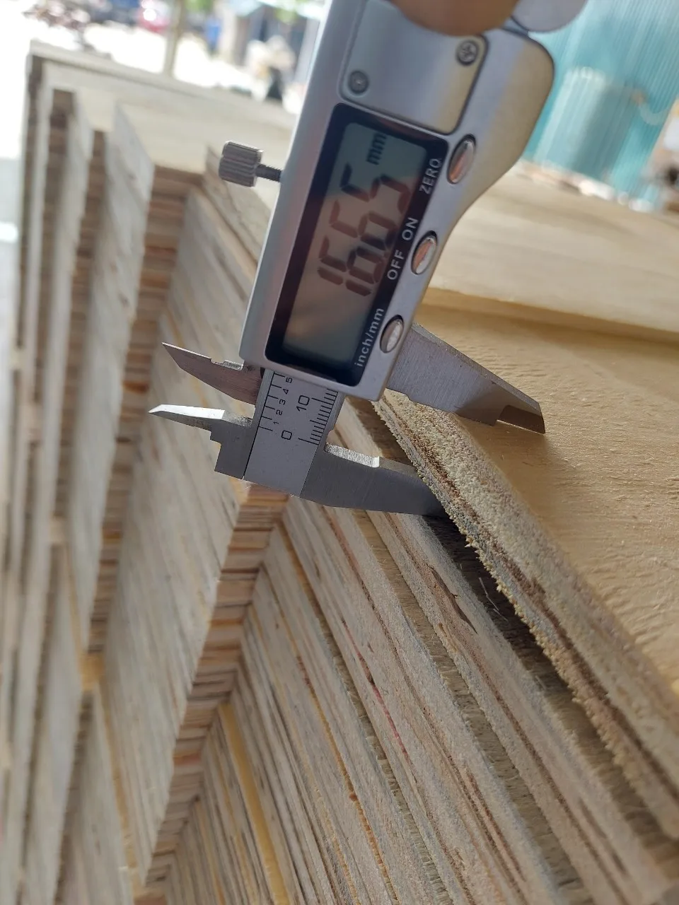 Strong and flexible LVL boards made in Vietnam