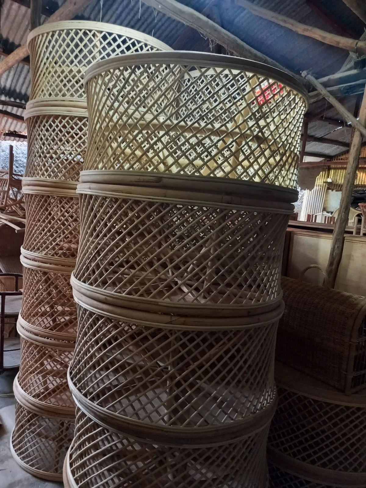 Extendable Adjustable Natural Hand Woven Dining Mid Century Rattan Plywood Antique LEICESTER Coffee Table