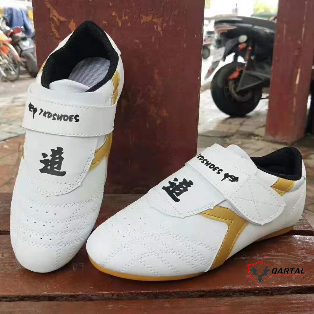 Wholesale Cheap Price Customized Your Logo Design Martial Art Outsole Material Kung Fu MMA Taekwondo Training Shoes