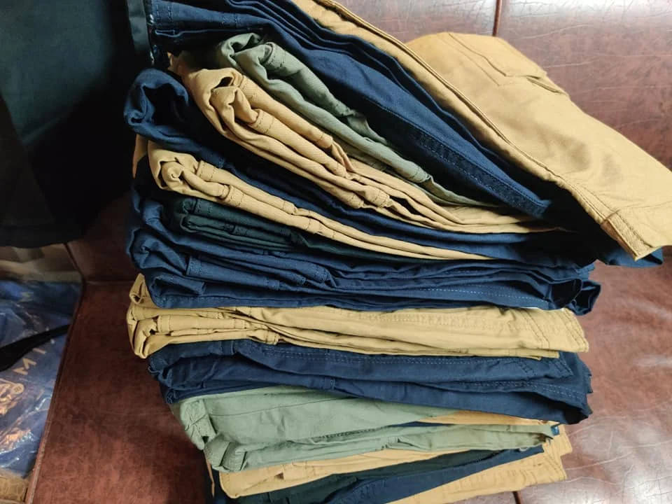 KIDS T-SHIRT SURPLUS GARMENTS MANUFACTURES MOQs 1015.5K stock