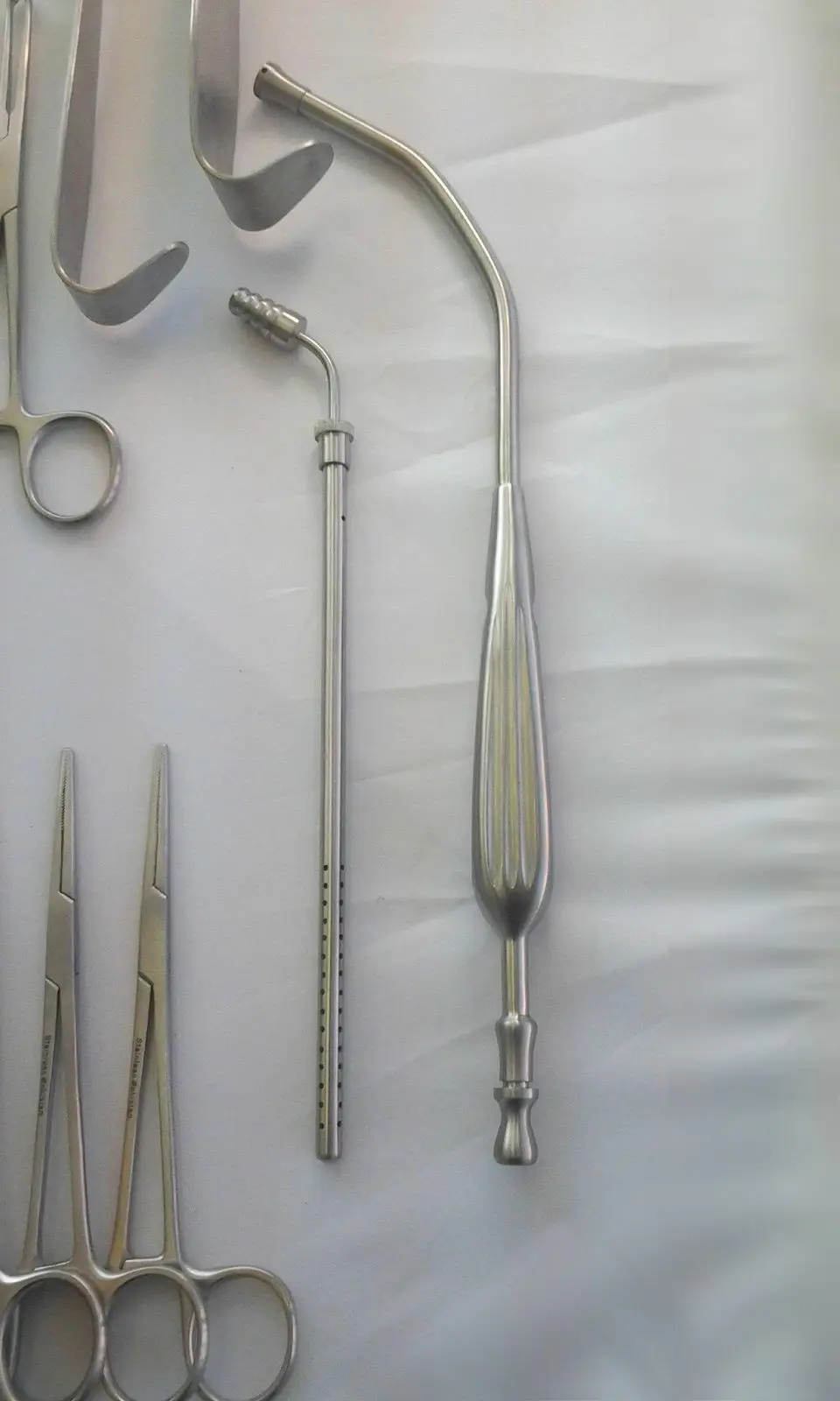 Basic Laparotomy / Abdominal Surgery Instruments Set of 104 Pieces Hot Sale  Surgery Instruments Set