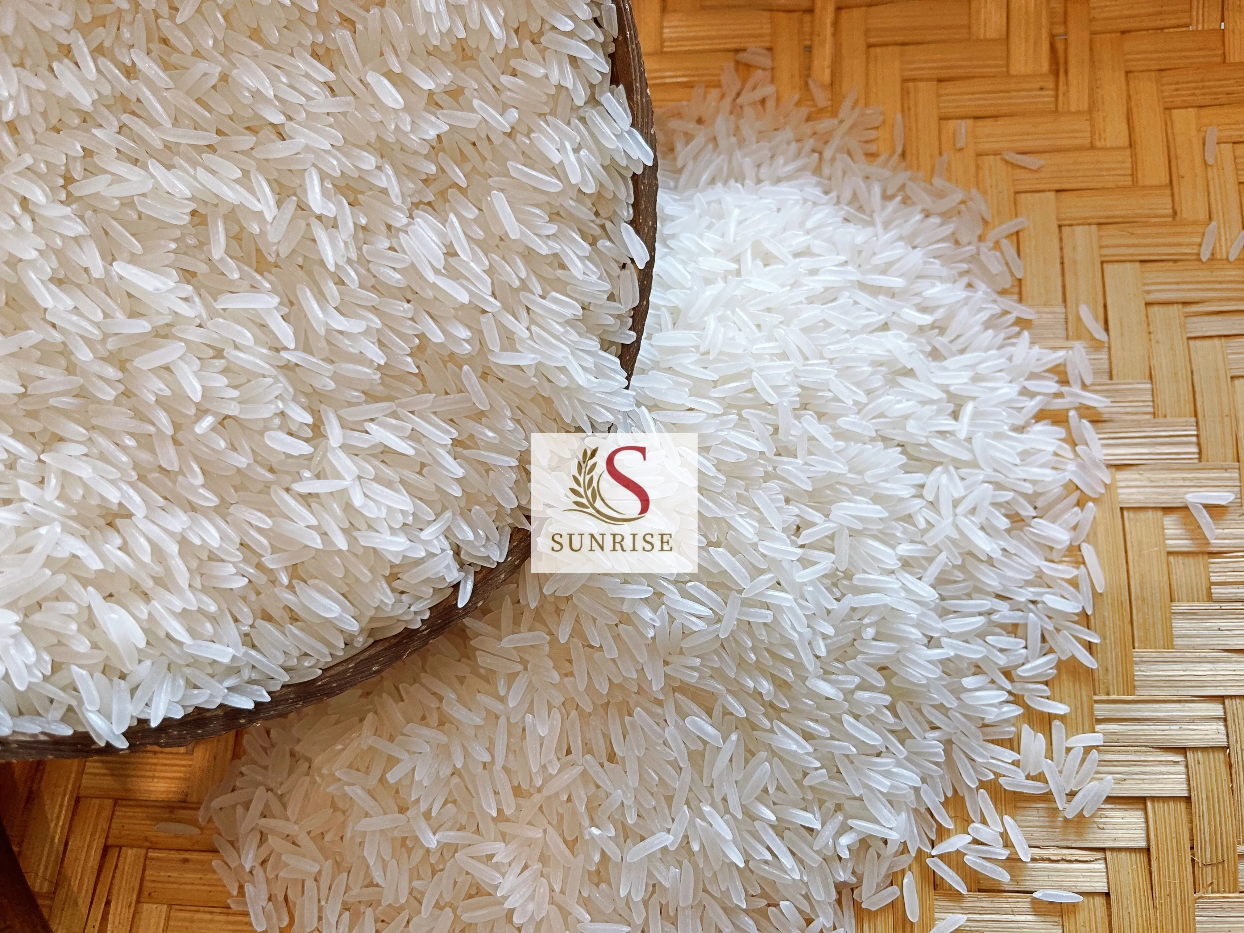 Парфюм Королевский тайландский жасмин белый Бриз с длинным зерном 5% бриссис Лучшая цена крупного роса (мобильный телефон/WA: + 84986778999 David)