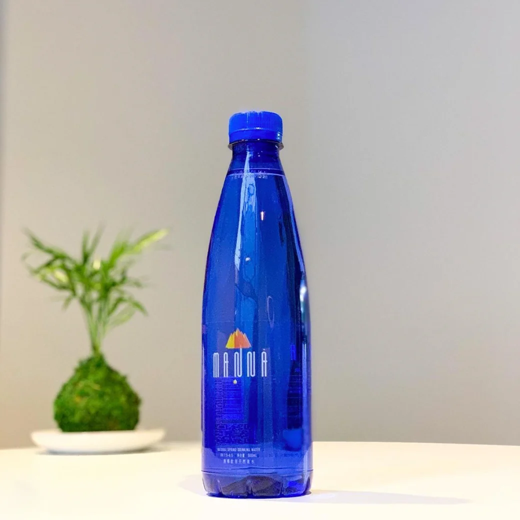 Wholesale manna Natural Alkaline Soda Mineral Water non-sparkling 1500ml