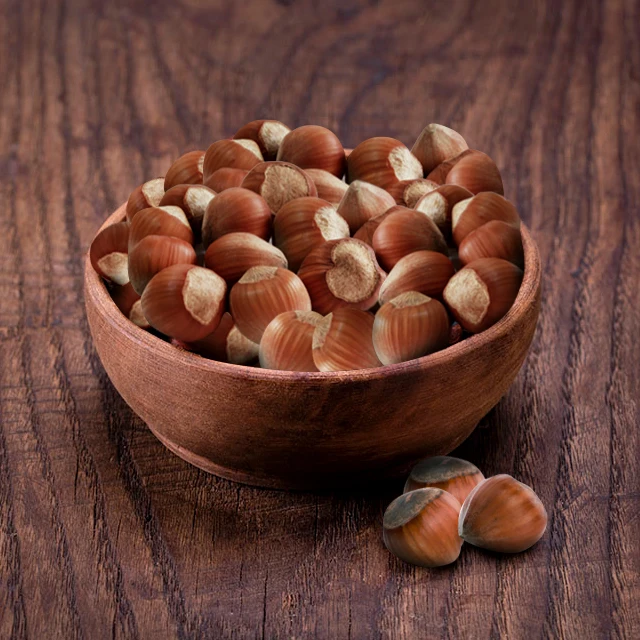 
Hazelnuts in shell 