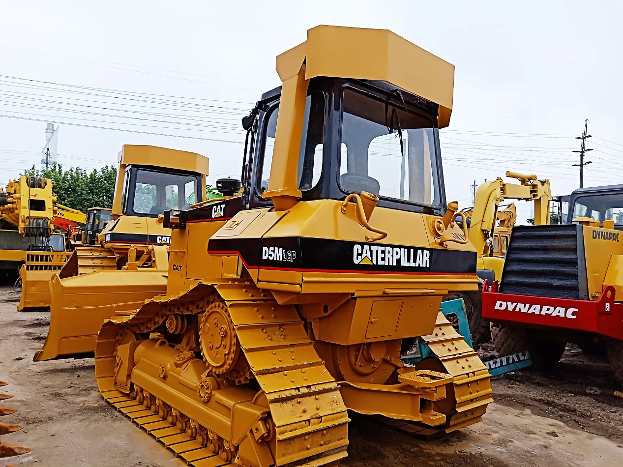 bulldozer/japan buldozer/used d5m bulldozer Used CAT D5M Bulldozer D5M Japan Cat Bull Dozer
