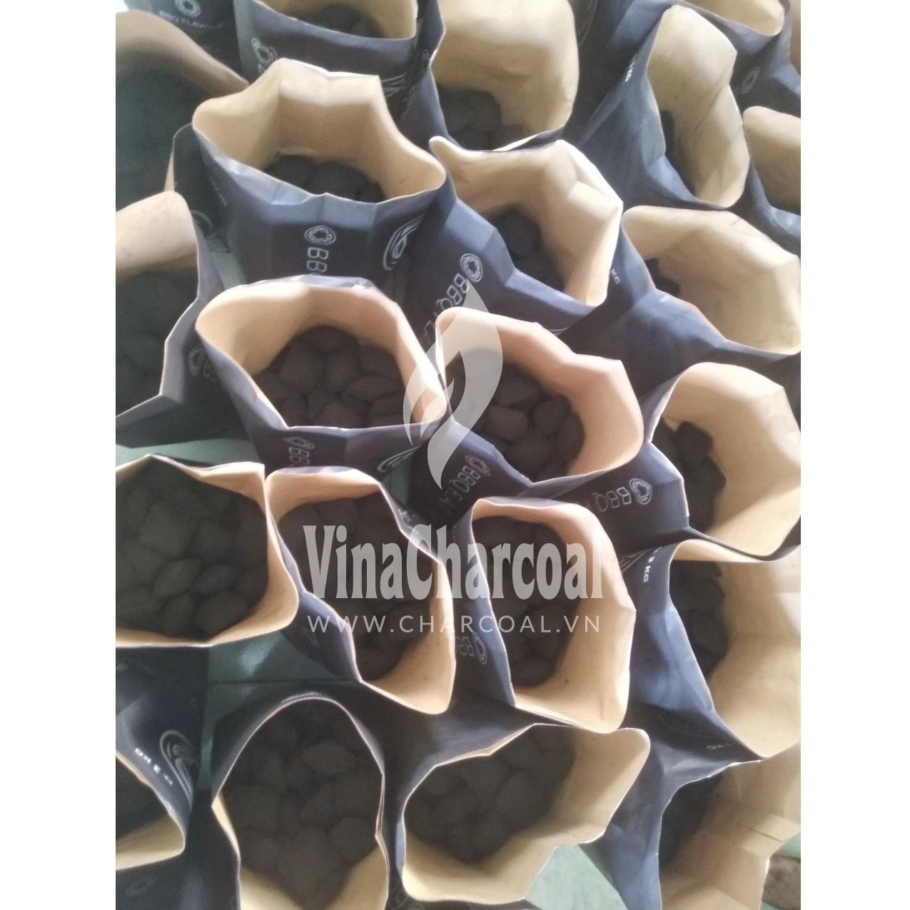 Low Volatile Coconut Charcoal for Barbecue Outdoor