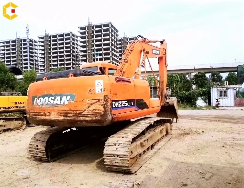 Original Used Doosan DH225lc-7 Excavator