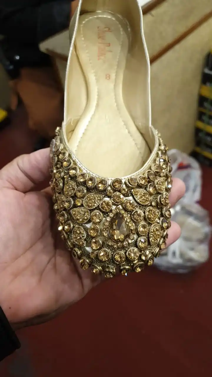 Stylish Pakistani khussa shoes / High quality Ladies Khussa / Top Khusa Designs Footwear for girls