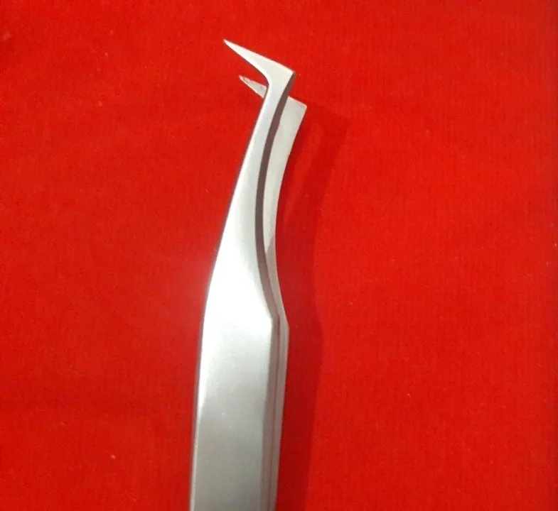 silver color eweezes.jpg