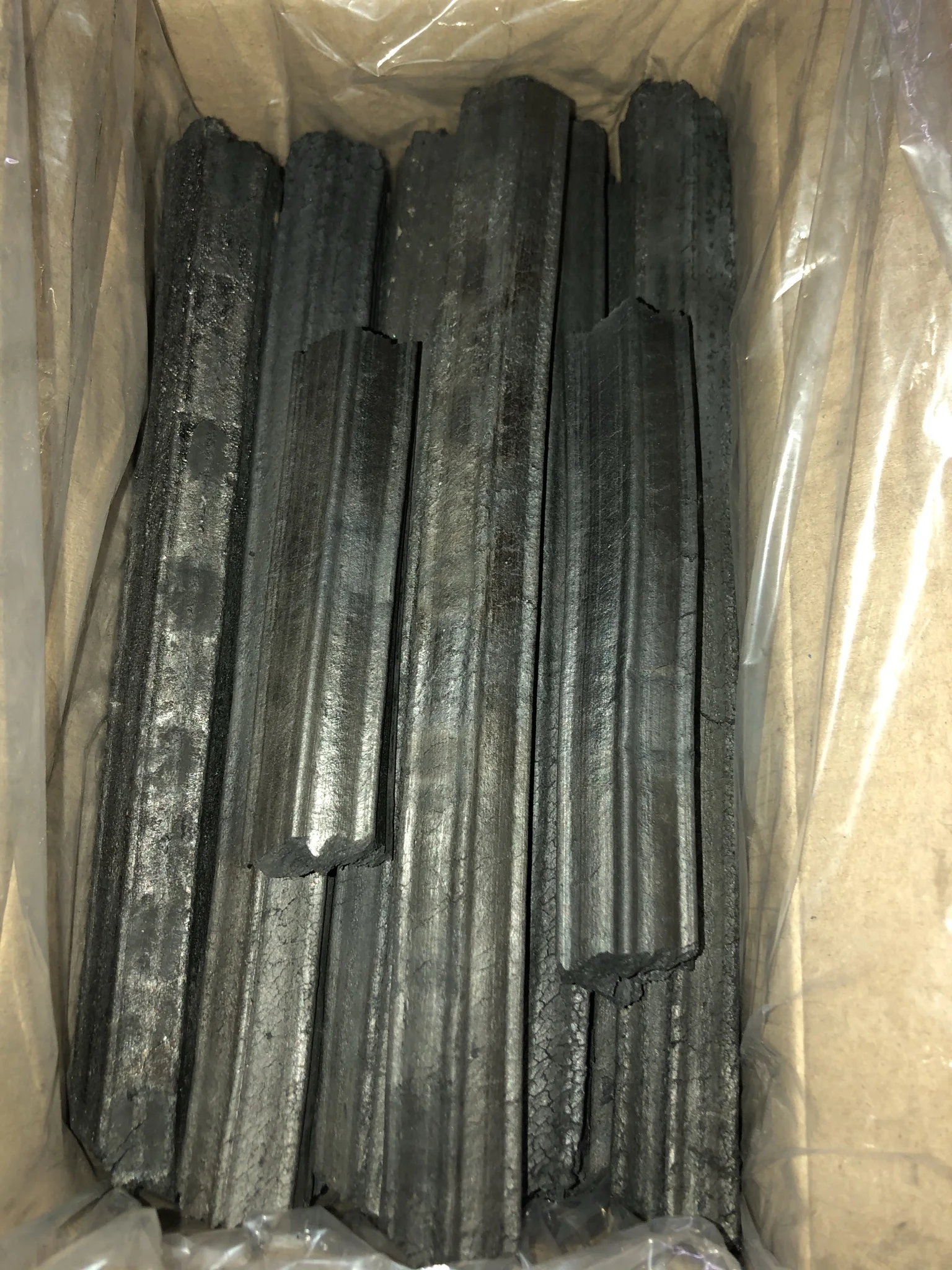 Вьетнамские брикеты высшего качества для длительного горения, для барбекю, опилок