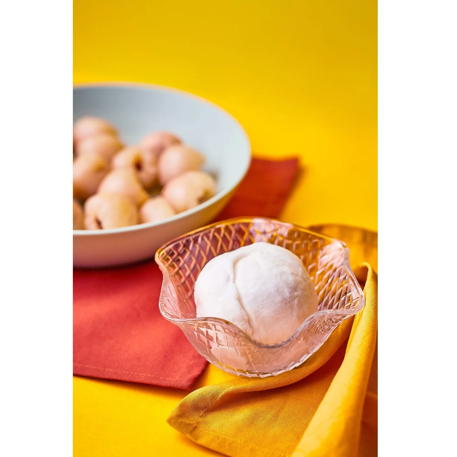 Cheap Price Refreshing Fragrant Fruity Sweet 3.5oz Cup Lychee Sorbet Ice Cream with No Artificial Colouring Made in Singapore